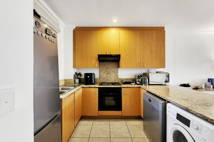 2 Bedroom Property for Sale in Newlands Western Cape